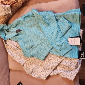 🔴2 Champion hoodies